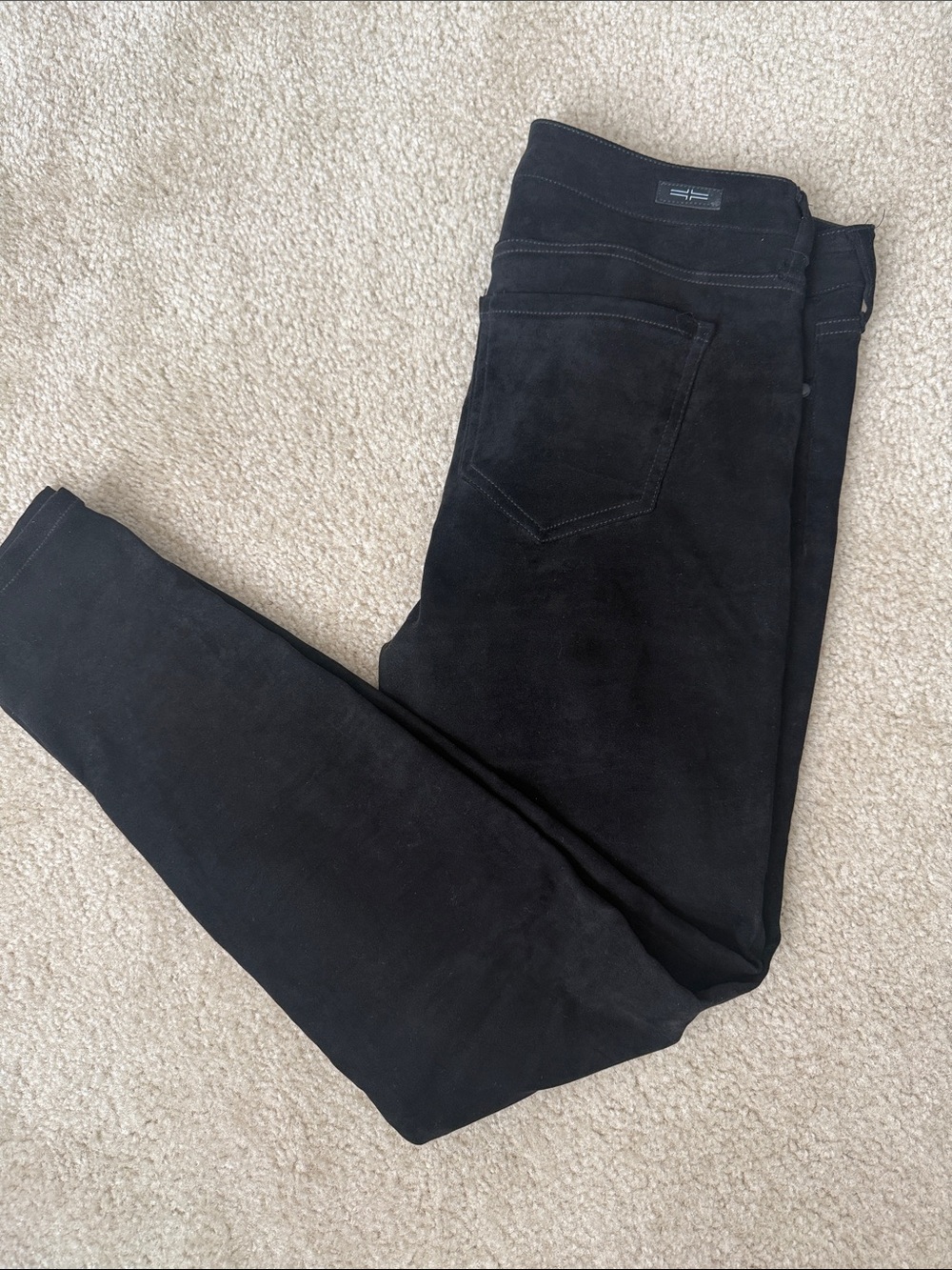 Liverpool black Women's Suede-Look Skinny Jeans
